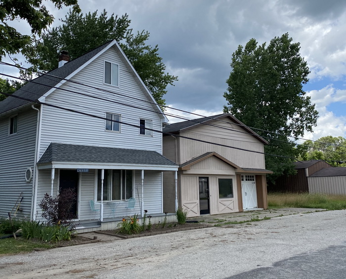 Lum - June 2020 Downtown Lum (newer photo)